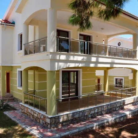 Country Village Ντιντίμ