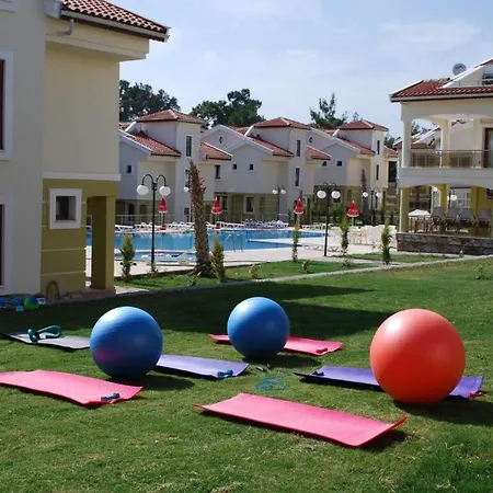 Country Village ديديم